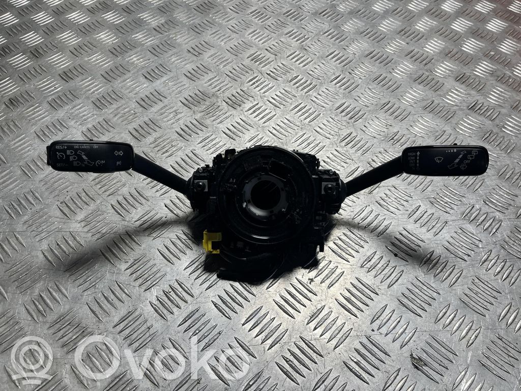 Seat Ateca Headlight wiper switch 
