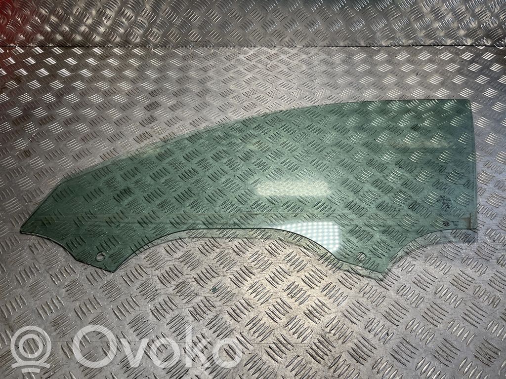 Audi A4 S4 B9 8W Vetro del finestrino della portiera anteriore - quattro porte 