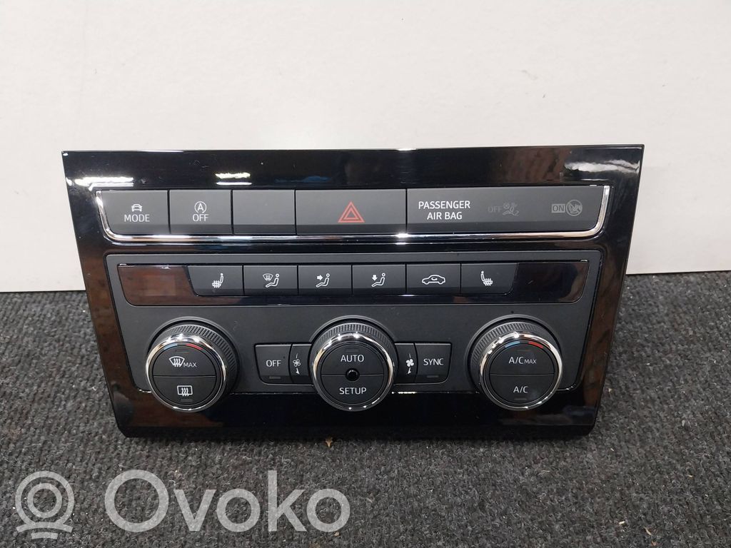 Seat Leon (5F) Climate control unit 
