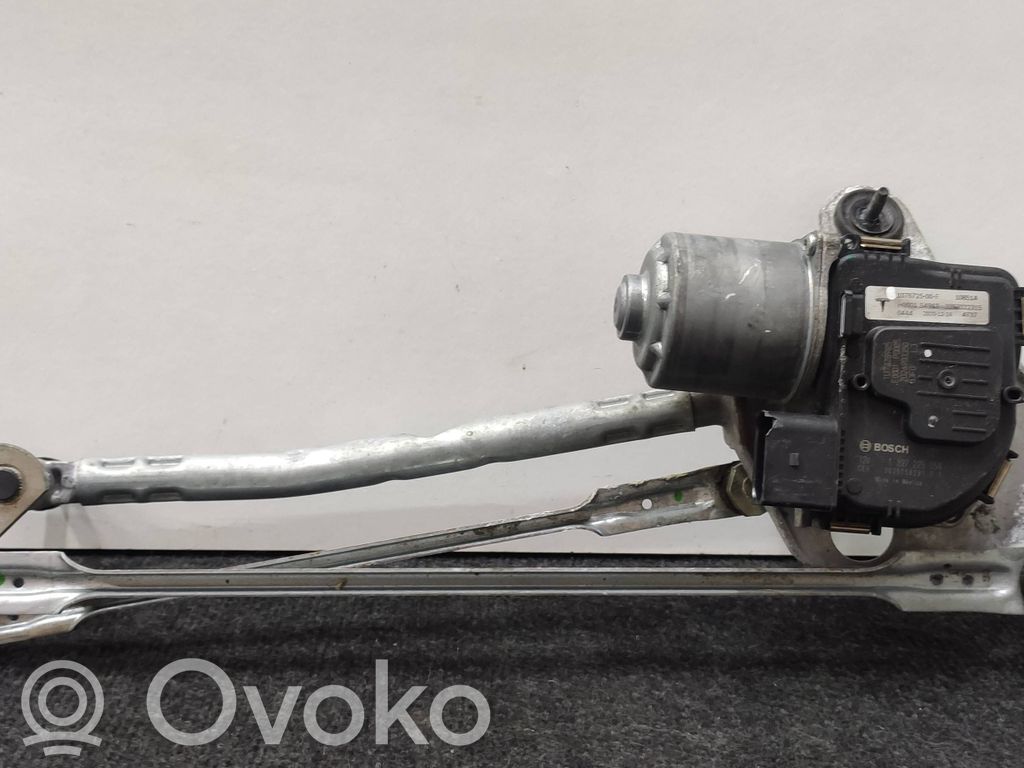 Tesla Model 3 Motor y varillaje del limpiaparabrisas delantero 