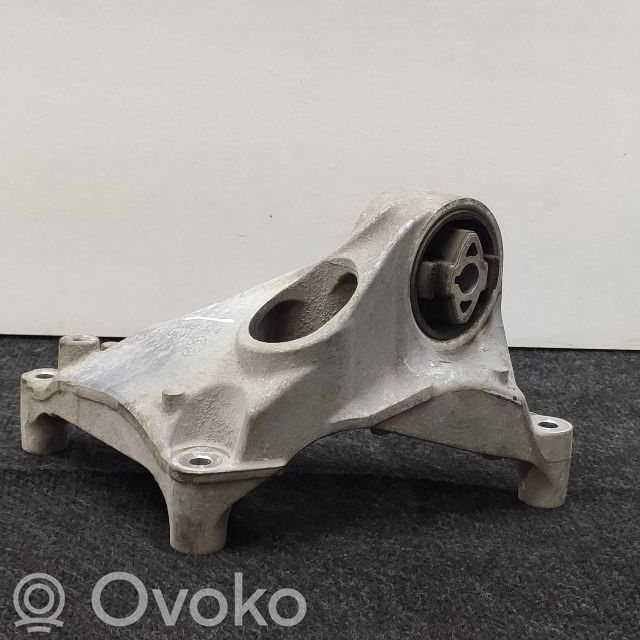 Tesla Model 3 Engine mounting bracket 