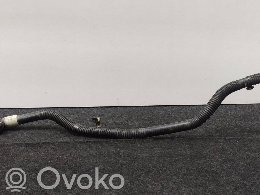 Tesla Model 3 Air conditioning (A/C) pipe/hose 