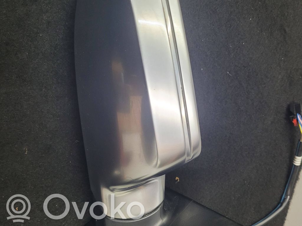 Audi A4 S4 B8 8K Front door electric wing mirror 