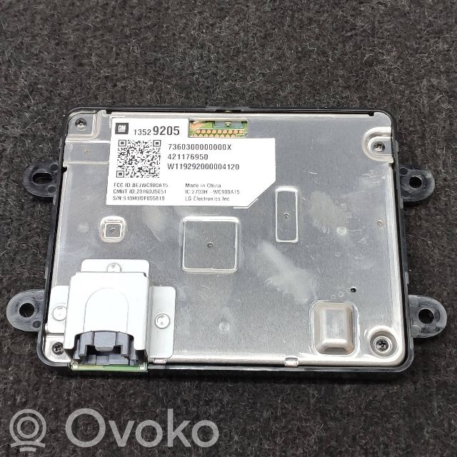 Opel Insignia B Wireless charging module 