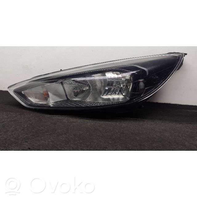 Ford Focus Faro/fanale 