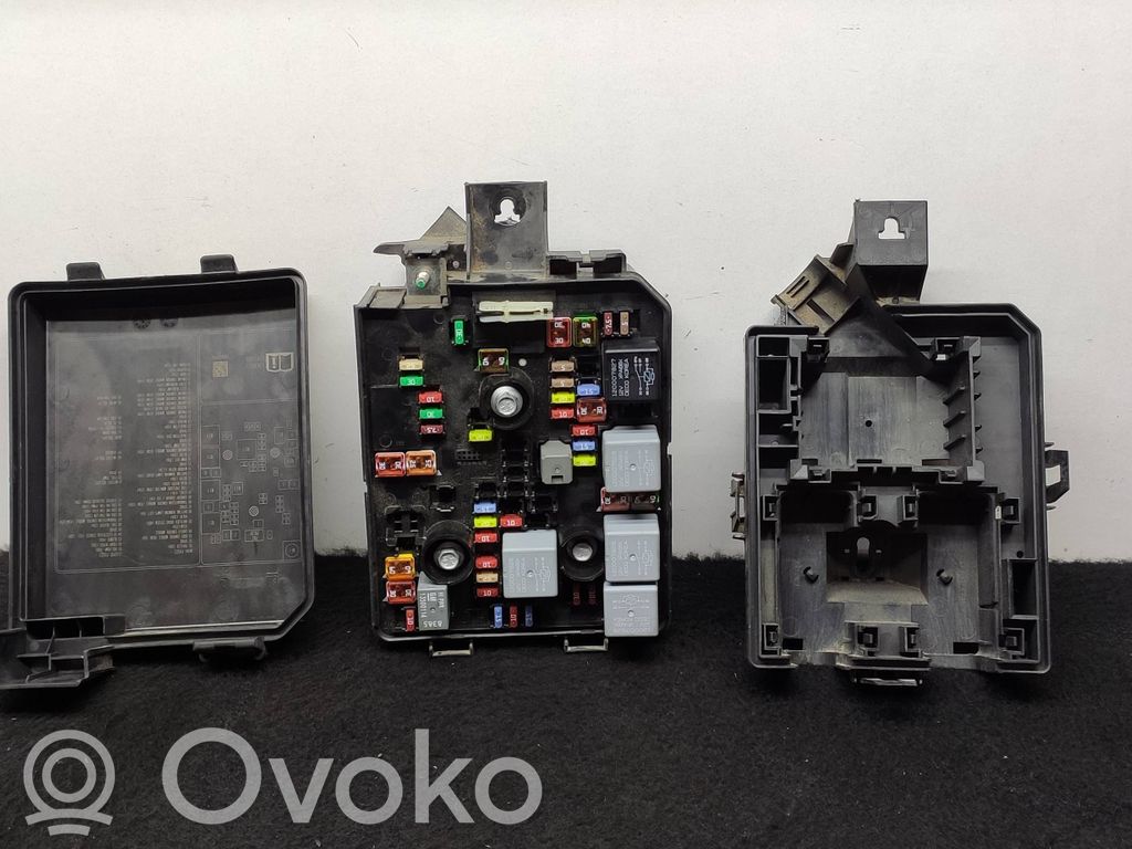 Opel Corsa E Fuse module 