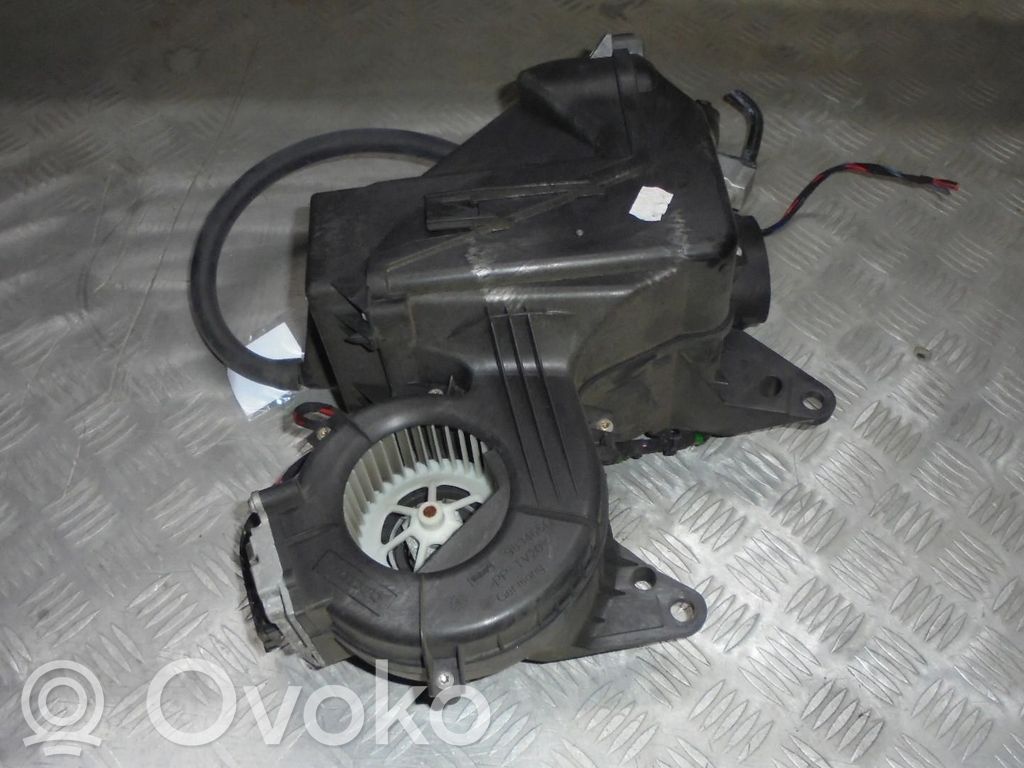 Volvo XC90 Mazā radiatora ventilators 