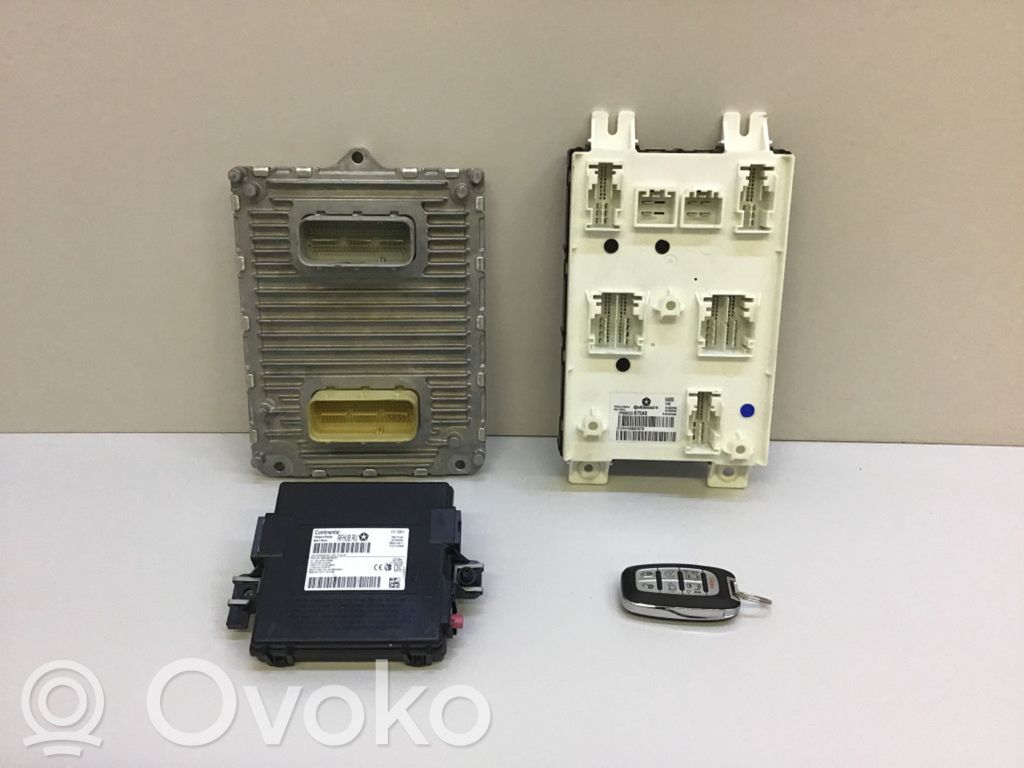 Engine ECU kit and lock set   68222875AE,A2C7465740600,6822875AE