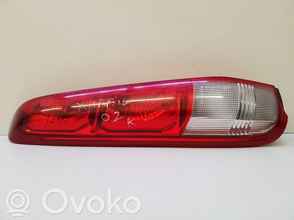 Nissan X-Trail T30 Lampa tylna 