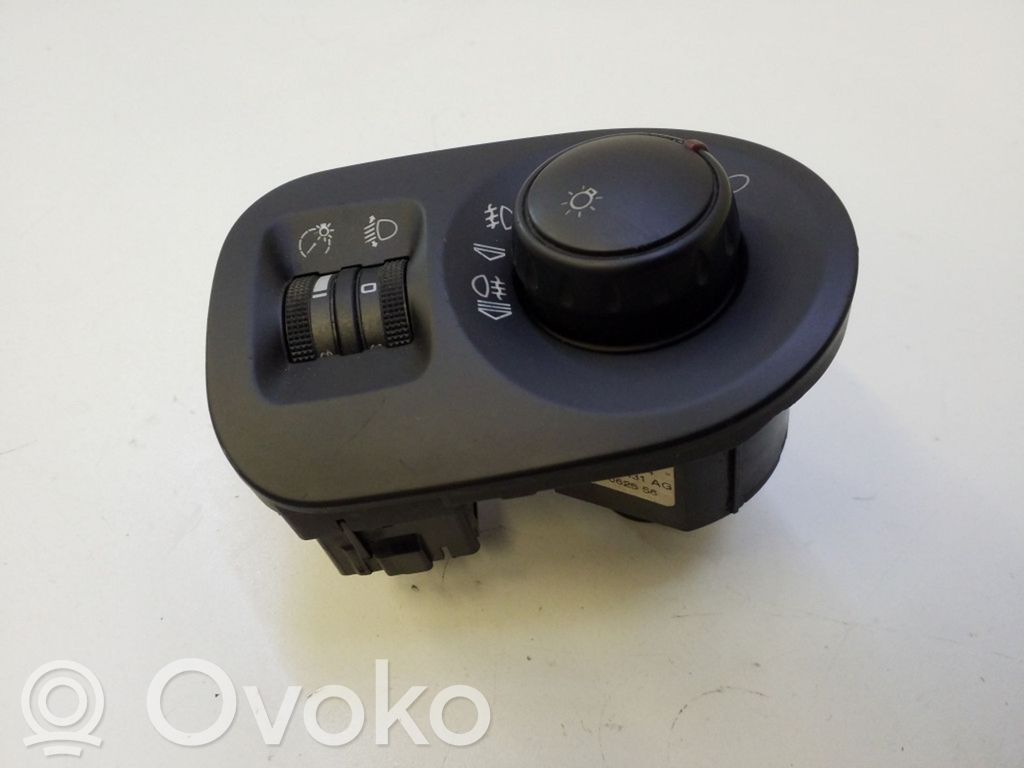 Seat Toledo III (5P) Headlight level height control switch 