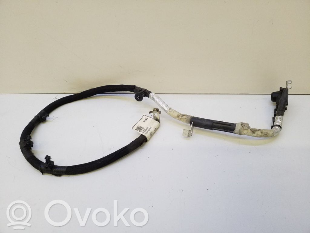 Plusa vads (akumulatora)   68309051AC,23489R
