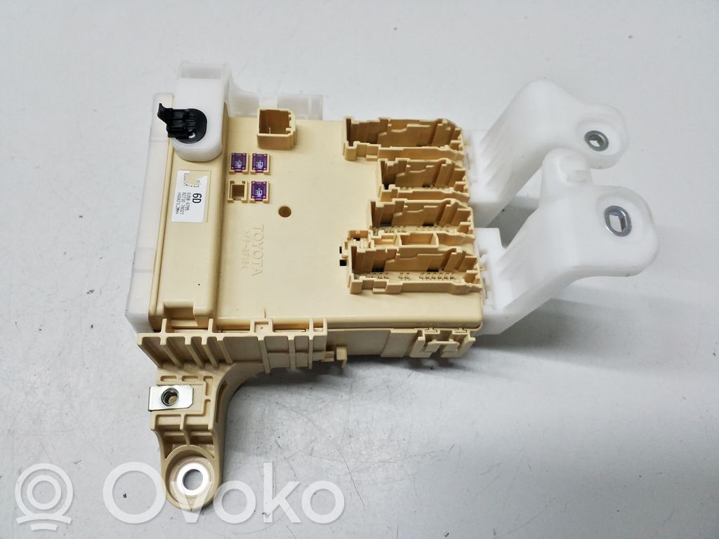 Módulo de fusible   8273078021,8267278010