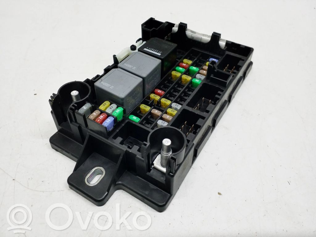 Jaguar E-Pace Relay mounting block 