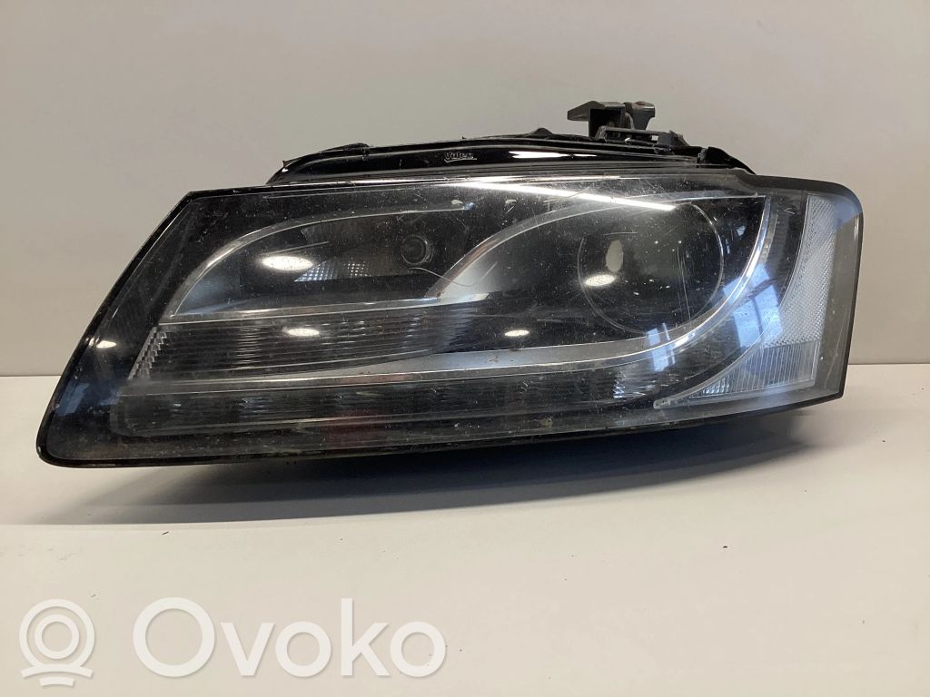 Audi A5 8T 8F Phare frontale 