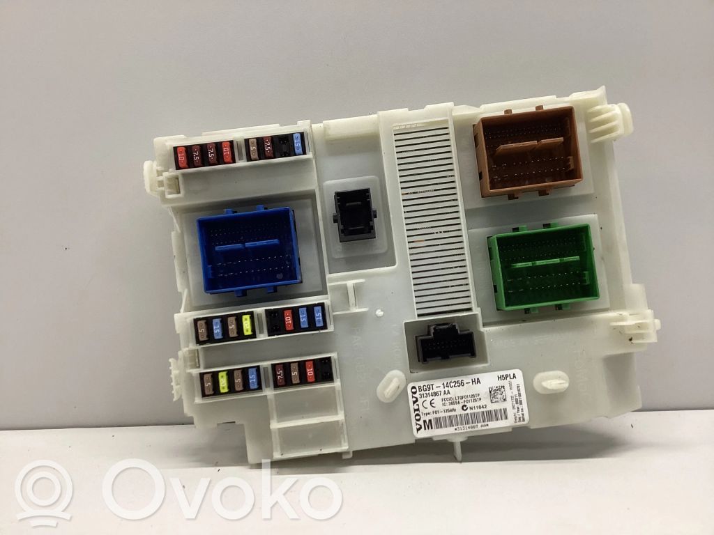 Volvo V70 Sulakemoduuli 