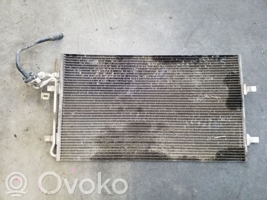 Volvo V50 Skraplacz / Chłodnica klimatyzacji 