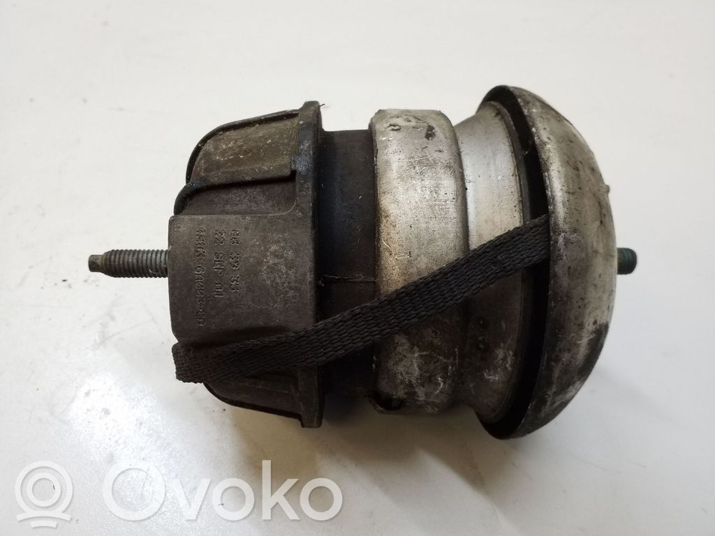 Engine mount bracket   4R836A003CA,4R836A003CA