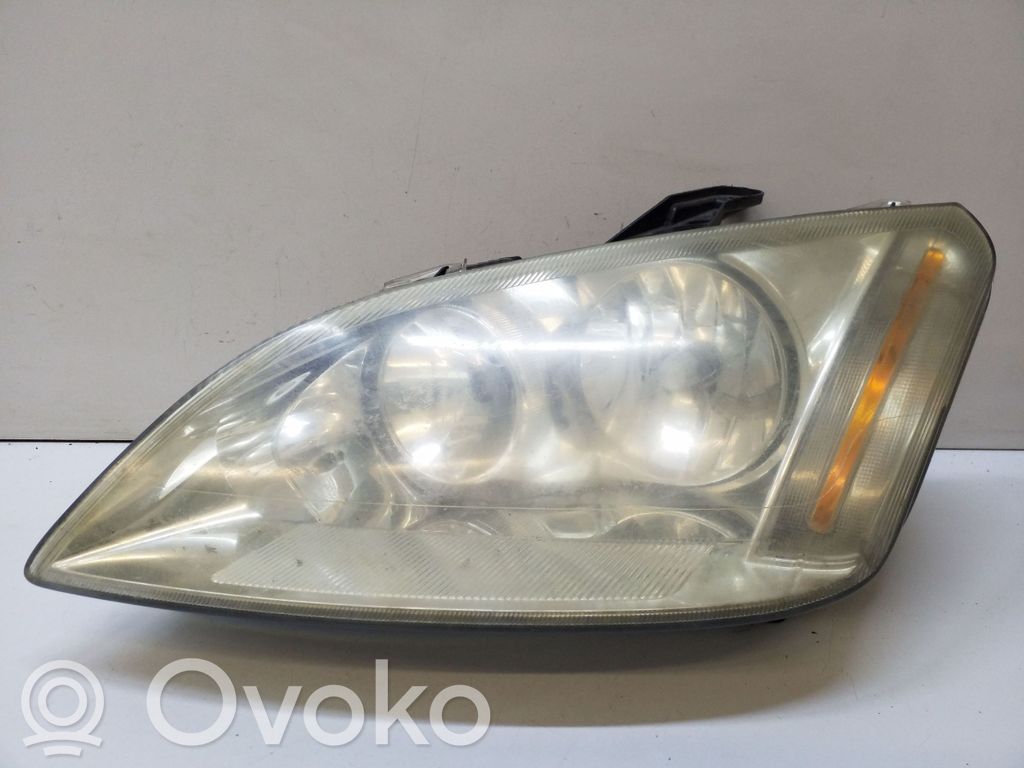 Ford Focus C-MAX Lampa przednia 