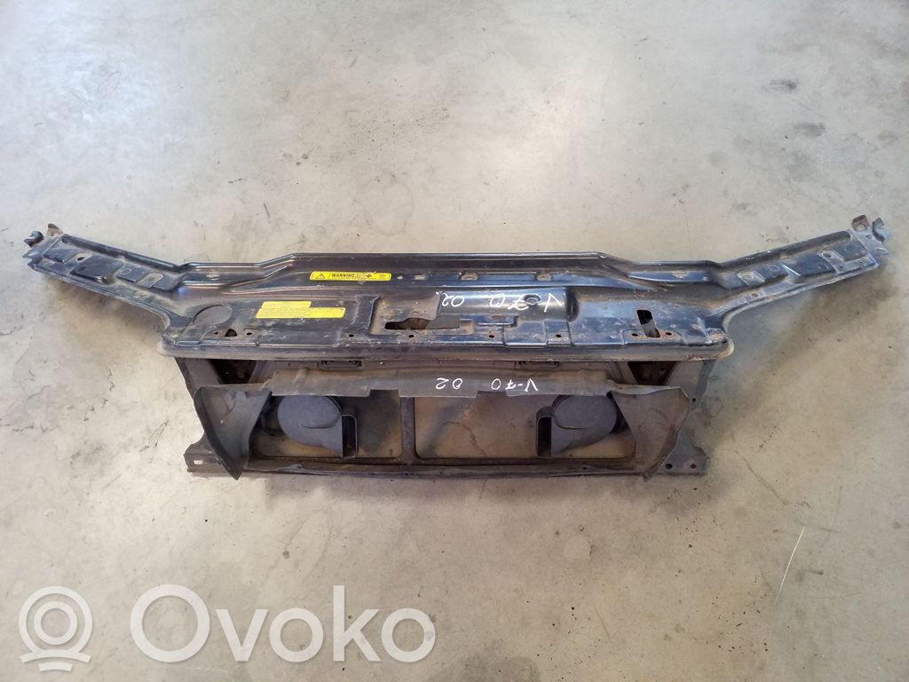 Volvo V70 Panel mocowania chłodnicy / góra 