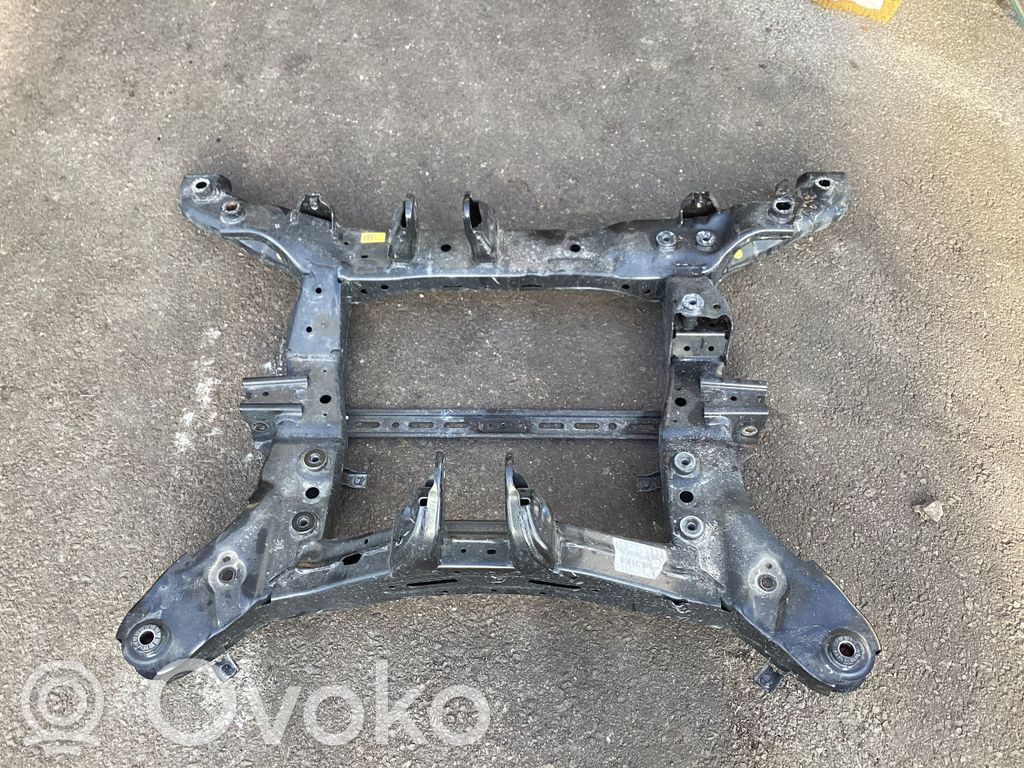 KIA EV6 Priekinis traversas 