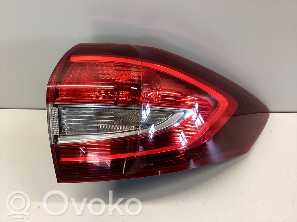 Ford C-MAX II Lampa tylna 