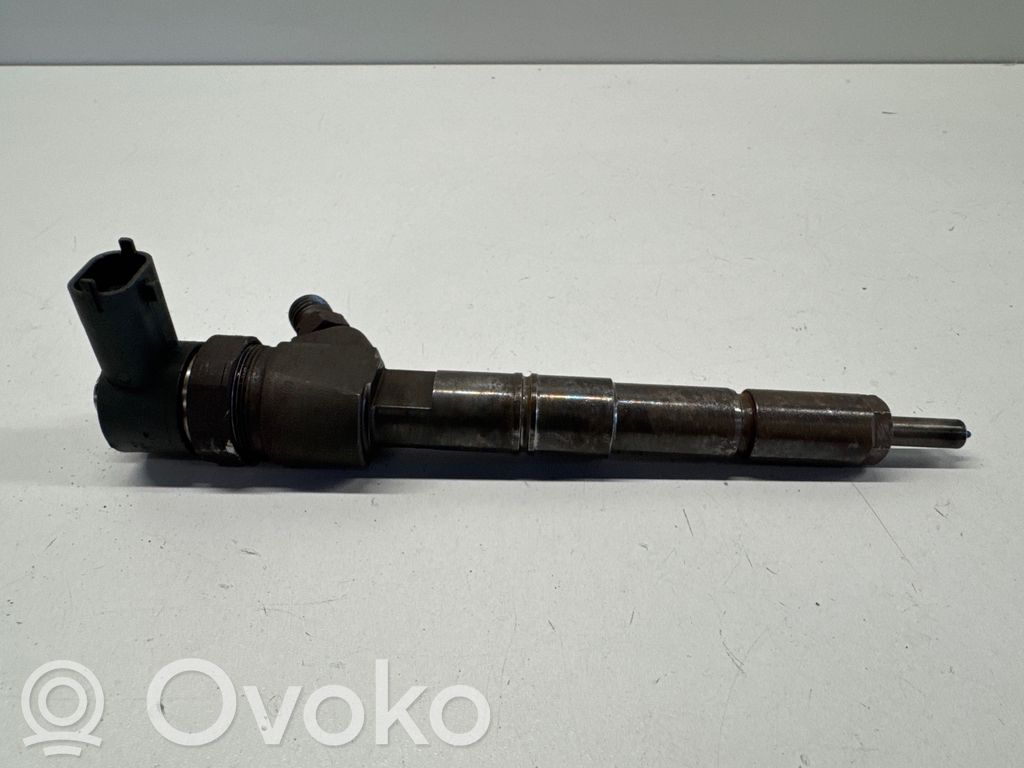 Inyector de combustible   0445110327