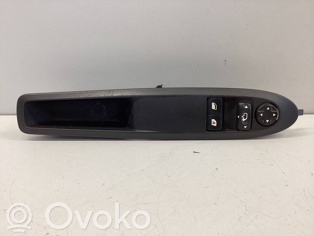 Citroen DS3 Electric window control switch 