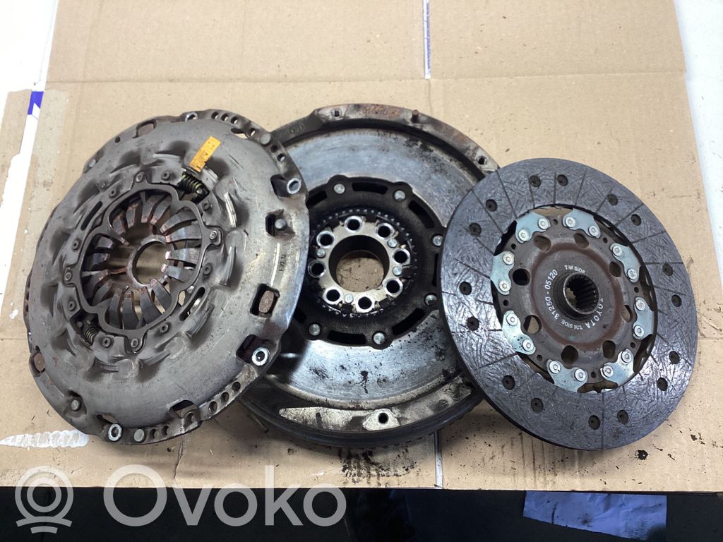 Toyota RAV 4 (XA30) Kit ambreiaj 