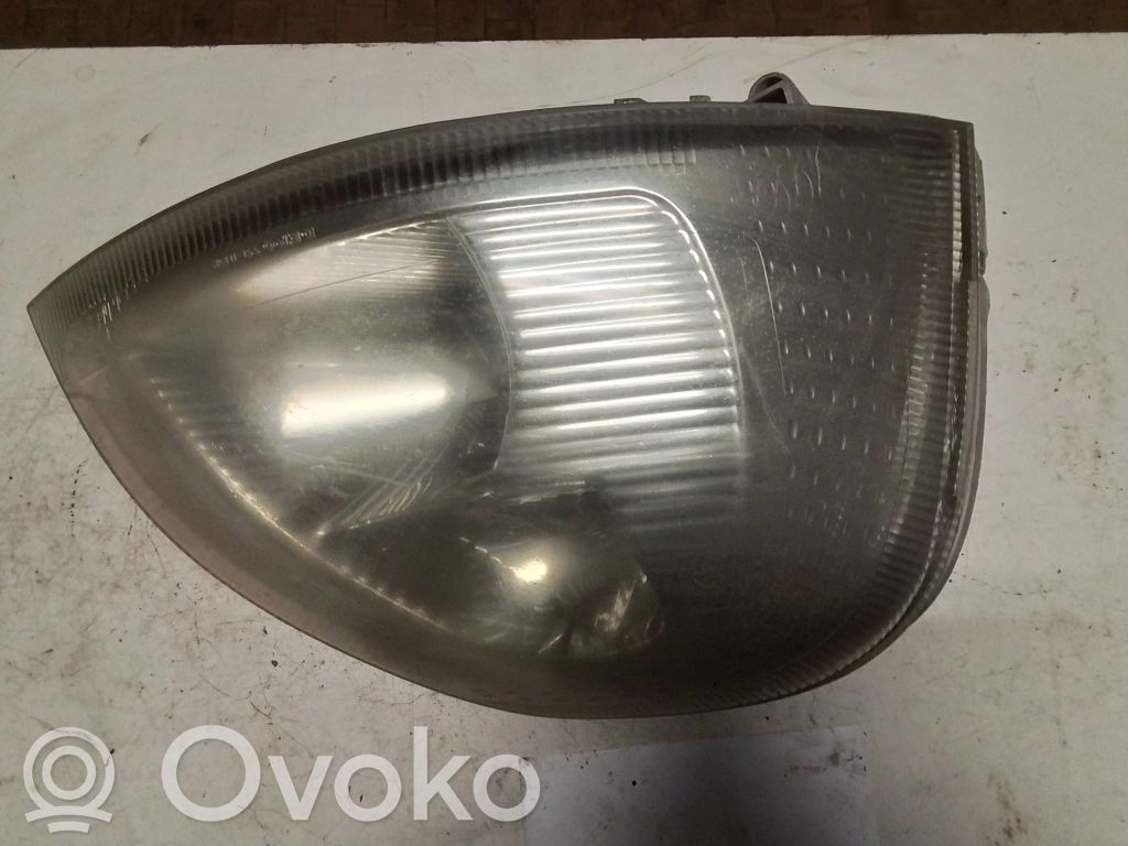 Renault Master II Headlight/headlamp 