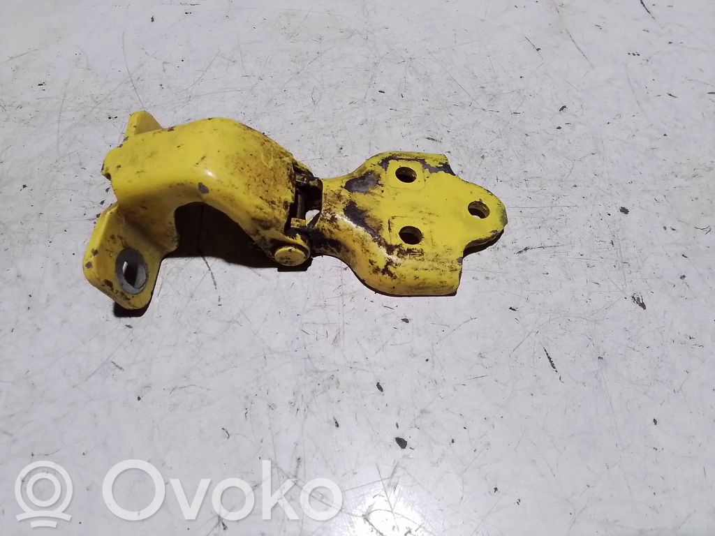 Renault Master II Front door lower hinge 