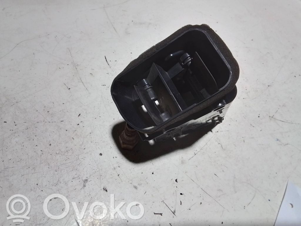 Mercedes-Benz Vito Viano W639 Boczna kratka nawiewu deski rozdzielczej 