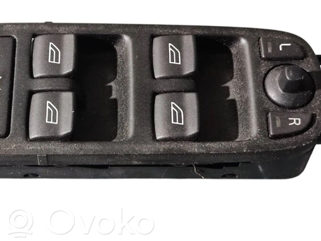 Volvo S40 Electric window control switch 