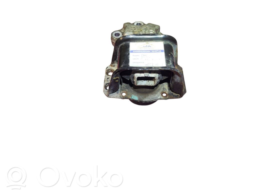 Citroen Berlingo Engine mount bracket 