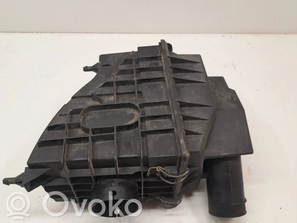 Air filter box   2C119600BC