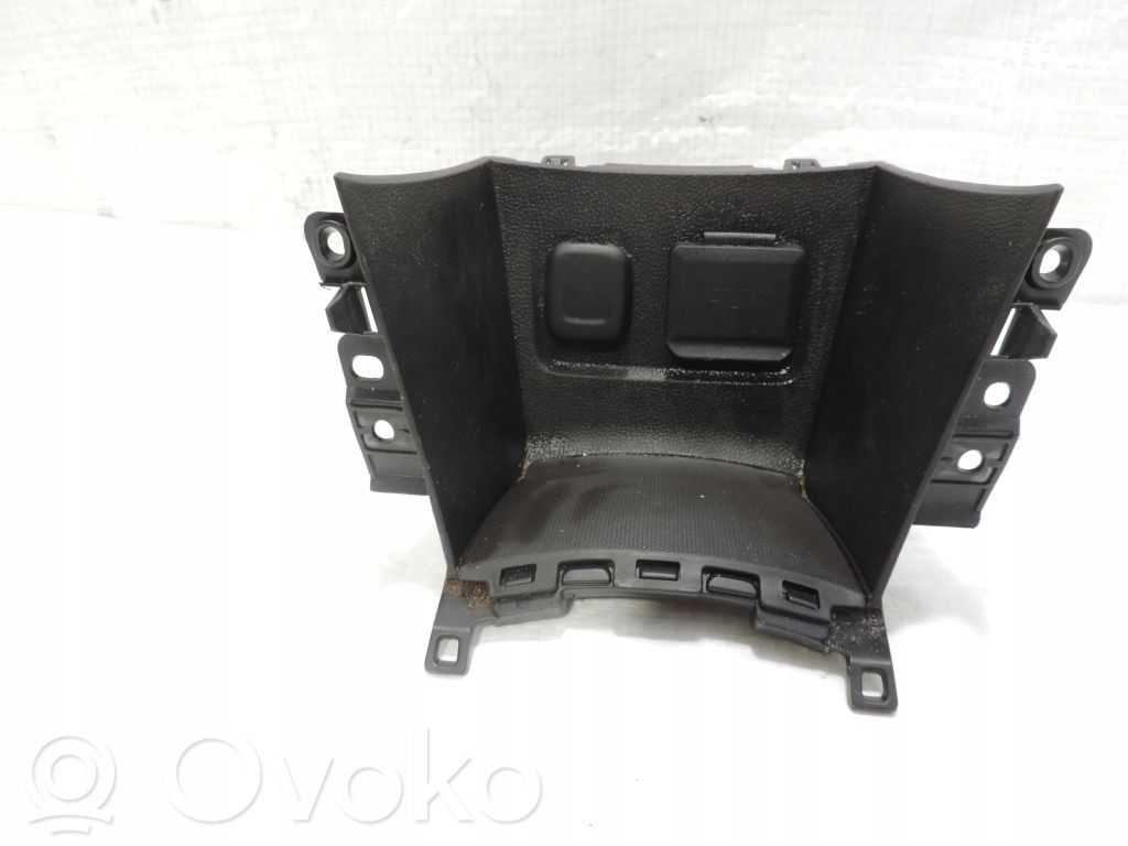 Opel Mokka Dashboard storage box/compartment 