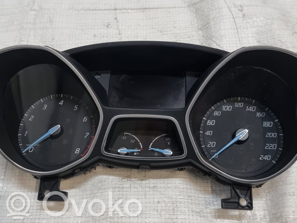 Ford Focus Geschwindigkeitsmesser Cockpit 