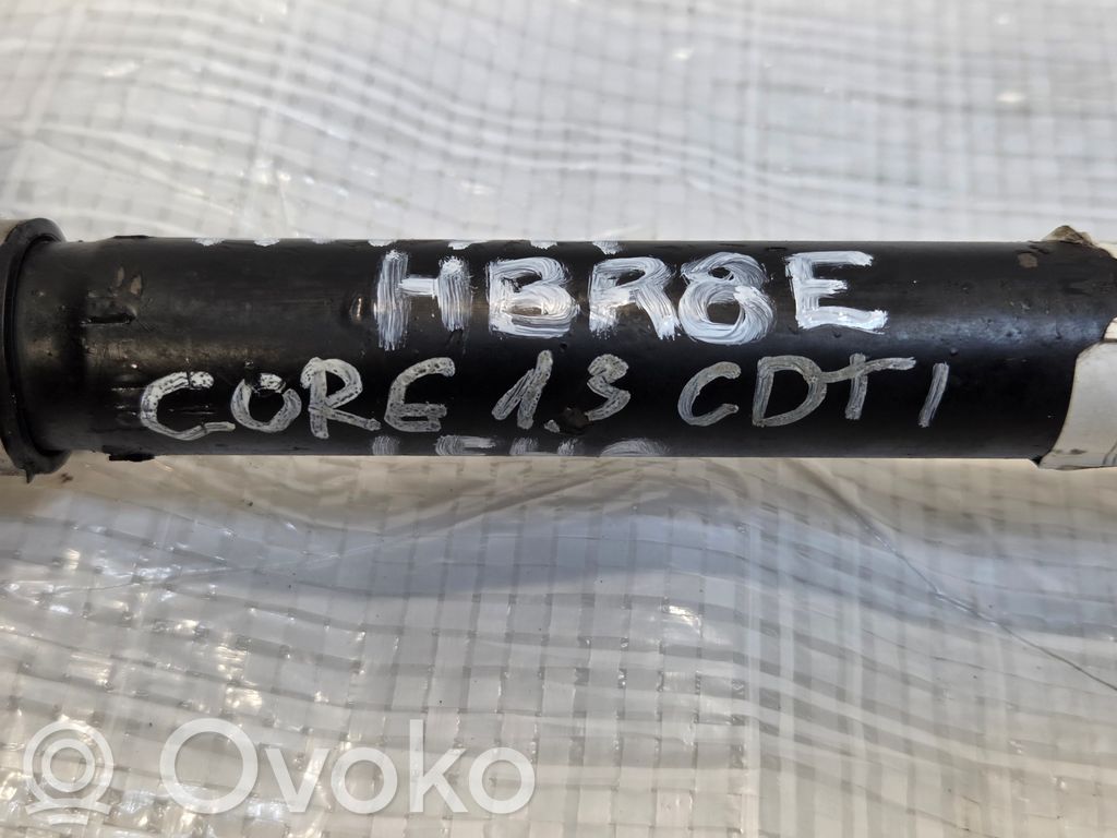 Opel Corsa E Priekinis pusašis 