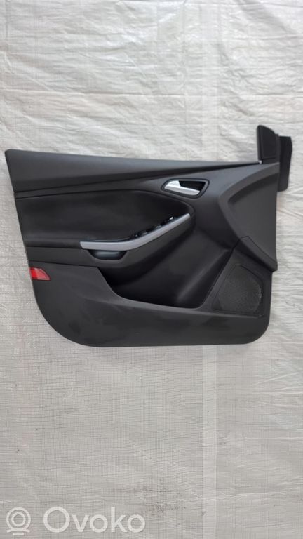 Ford Focus Etuoven verhoilu 