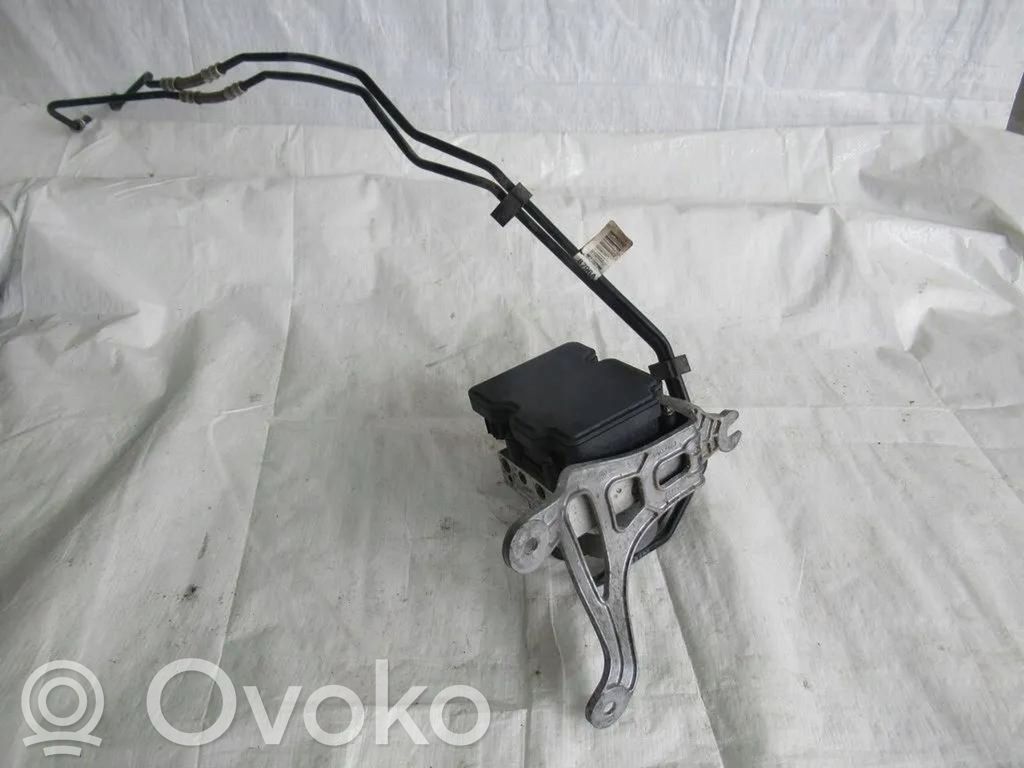 Opel Insignia B Bomba de ABS 