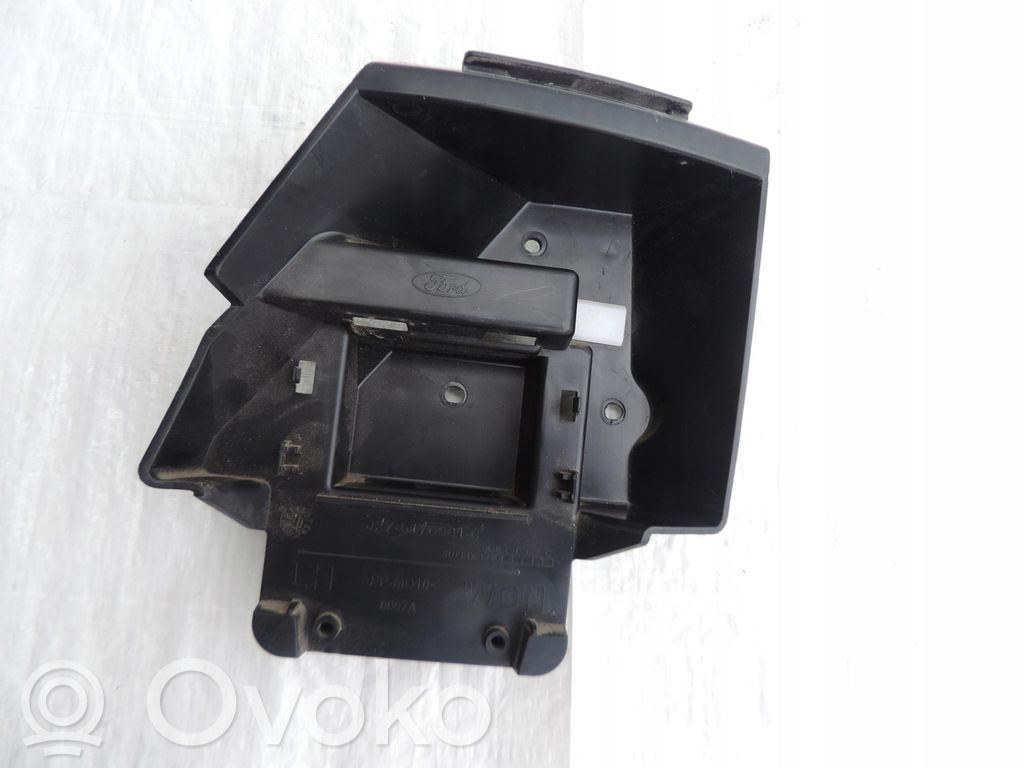 Ford Focus Rear bumper mounting bracket 