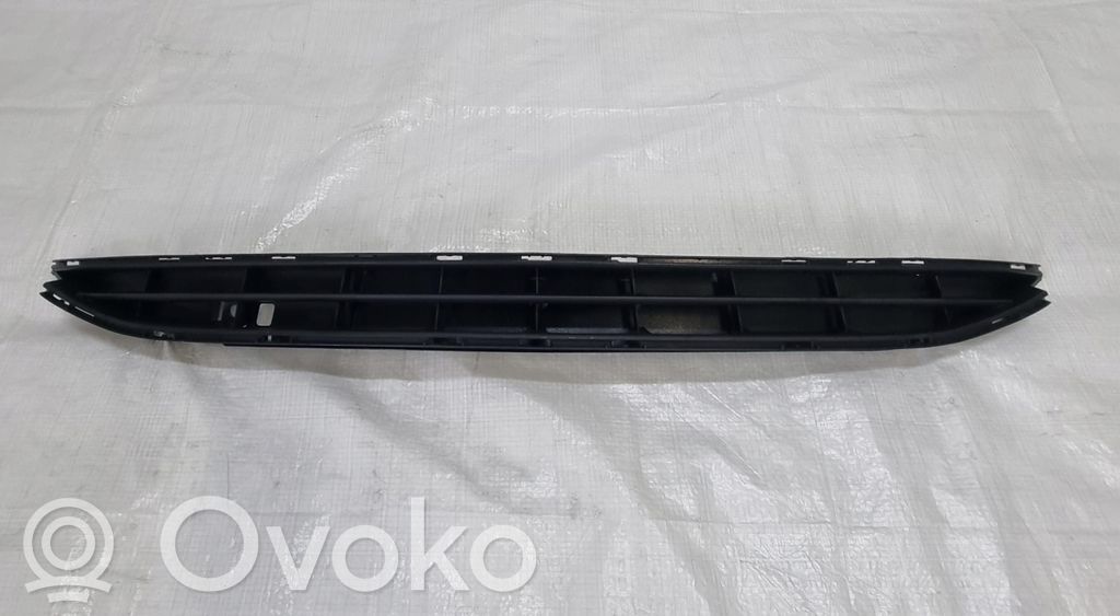 Opel Corsa E Front bumper lower grill 