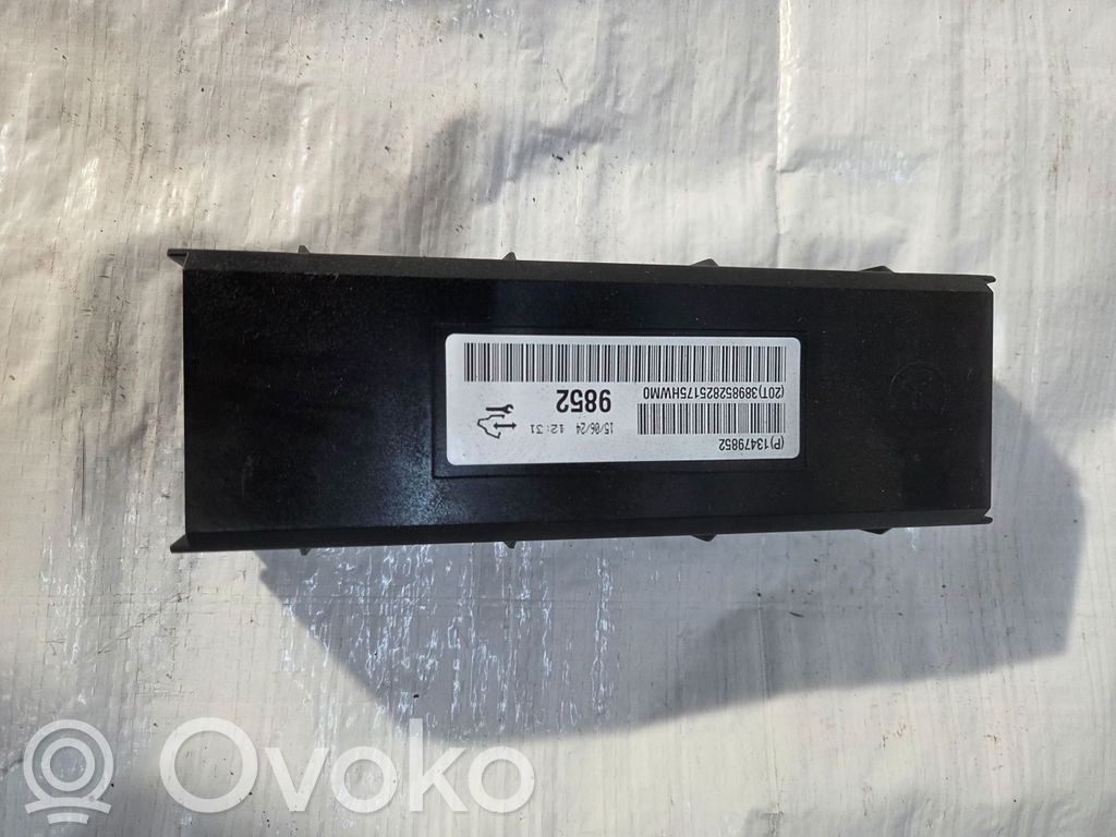 Opel Corsa E Central body control module 