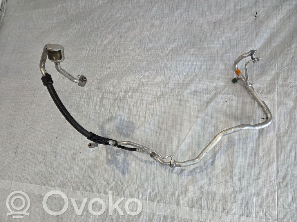 Ford C-MAX II Ilmastointilaitteen putki (A/C) 