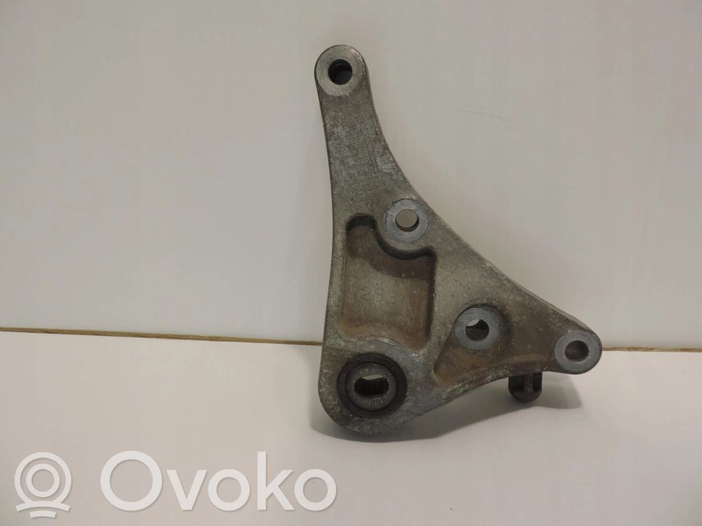Opel Mokka Engine mount vacuum valve 