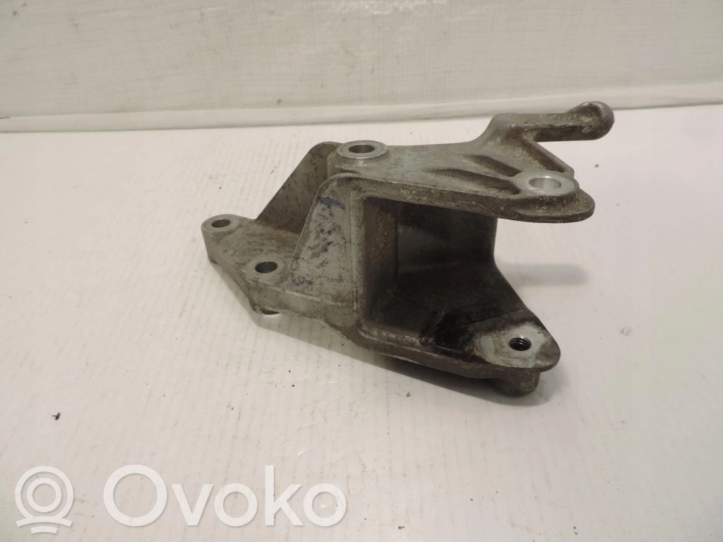 Opel Astra J Engine mount vacuum valve 