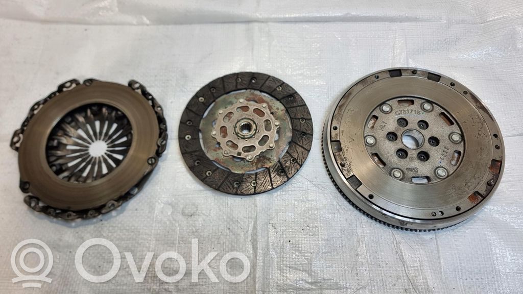 Opel Corsa F Sankabos komplektas 