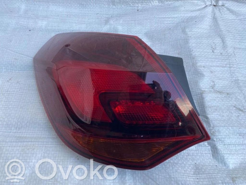 Opel Astra J Rear/tail lights 