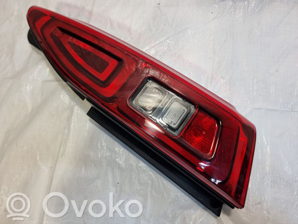 Opel Combo E Takavalot 