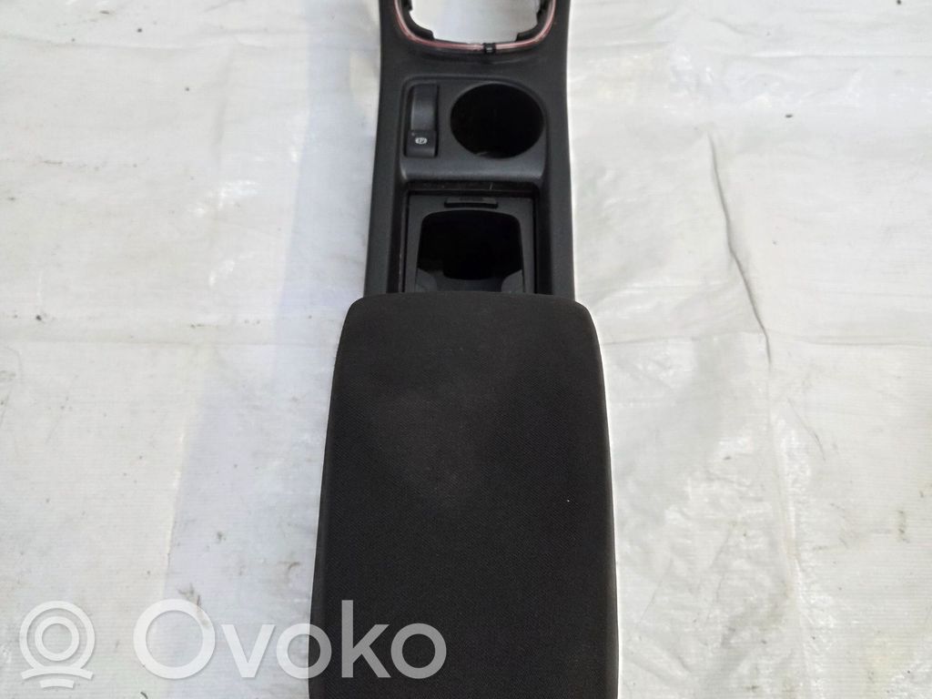 Opel Astra J Center console 