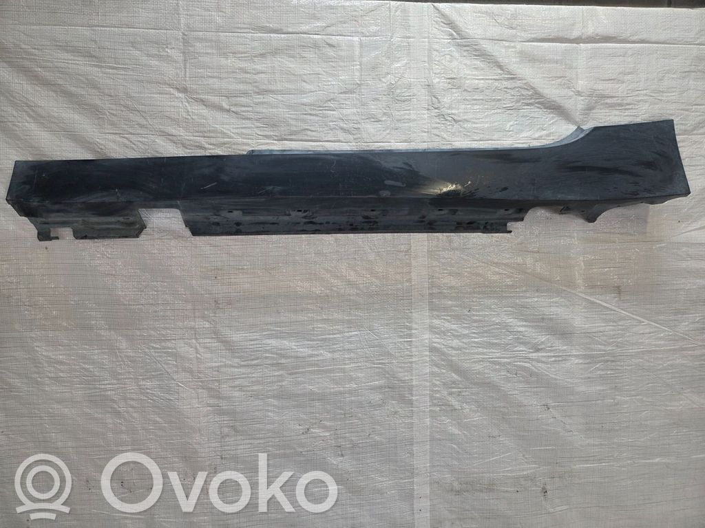 BMW Z4 E89 Side skirt front trim 